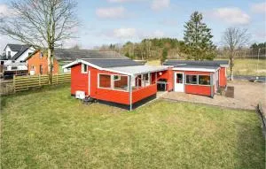 3 Bedroom Amazing Home In Give - Uve