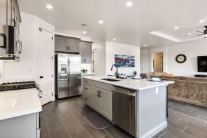 Pool View at Paseos townhouse