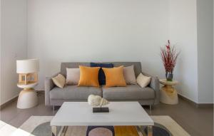 2 Bedroom Gorgeous Apartment In Altea