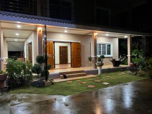 New Home Family Rayong บ้านเดี่ยว สร้างใหม่ ใกล้ชายหาด ตัวเมืองระยอง