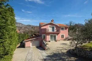 Guest house Gaj B4 in Hreljin with gym and barbecue - Hreljin