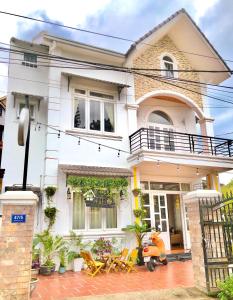NHỚ House IV