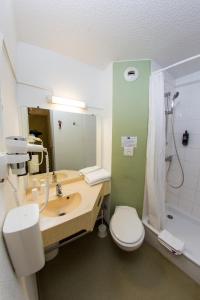 Hotels Ibis Budget Boulogne-Sur-Mer Centre les Ports : Chambre Triple