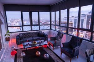 Heraldic Room Hotel