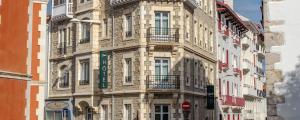 Hotels Ama Hotel : photos des chambres