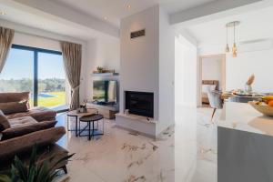 Villa Olivum by PosarelliVillas