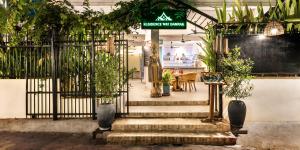 Residence Wat Damnak