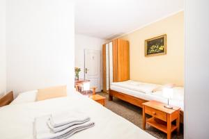 Twin Room room in Hotel Squash Centrum