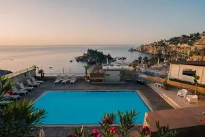 Taormina Panoramic Hotel - ماتزيو