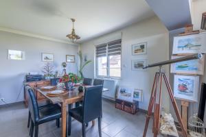 Maisons de vacances La Maree - Face a la mer et avec piscine privee : photos des chambres