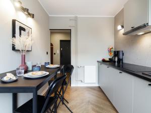 Apartament Good Morning Wrocław 1 piętro -Rynek 100m- Netflix - Parking w cenie -