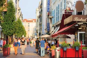 Cannes Centre - 500m Palais de Festival - Banane
