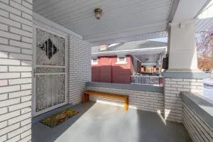 2 Bedroom Near Trolley Square and Liberty Park! - Foothill Village