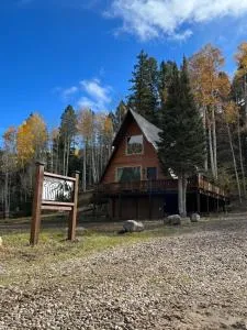 16 Whispering Pines - 陶斯滑雪谷