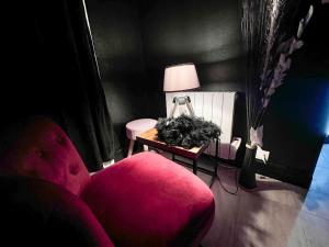 Appartements Societe Key-s Meaux Suite Red and Black : photos des chambres