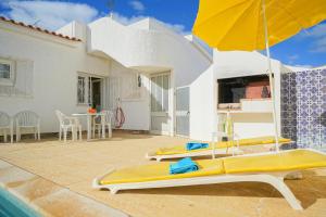 Casa Maria João-2 quartos e piscina privada na Praia do Carvoeiro