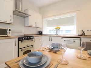 Pond Cottage