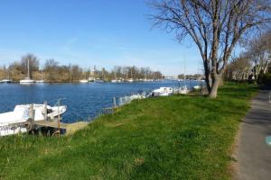 Appartements T3 BEAU JARDIN 100 m2-PLAGES-FLEUVE-VELO-COMMERCES : photos des chambres