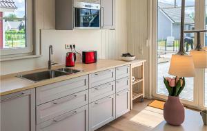 2 Bedroom Lovely Home In Zerpenschleuse