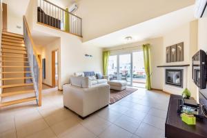 Burgau Beach House - 4hvězdičkové hotely ve městě Burgau