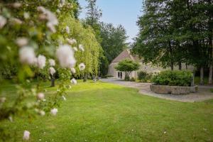 B&B / Chambres d'hotes Domaine De La Tour : photos des chambres