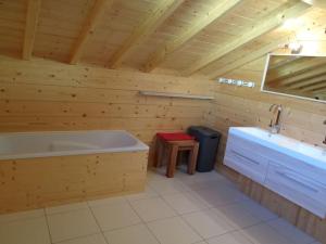 Chalets Chalet Impasse des Sources : photos des chambres