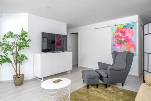 Apt Torreblanca with Pool by Costarentals - Ref 10