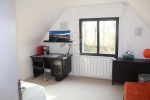 Maisons de vacances Quehan - Pres Trinite sur Mer, Jardin 5000m2, WiFi - C32 : photos des chambres