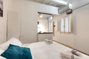 Cristofano Studio by Mamo Florence