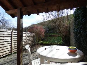 Appartements Appartement-Limoges-Jardin : photos des chambres