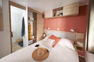 Villages vacances Camping La Carabasse Vias-Plage - T4 Neuf, Tout Confort ! : photos des chambres