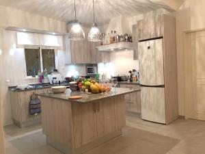 Charming House with Pool in Faro