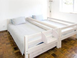 Charming House with Pool in Faro