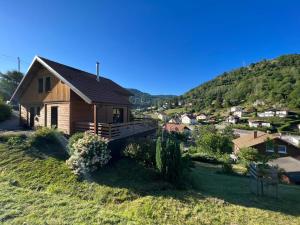 Chalets Chalet Casa de Monzel with 6-Person Jacuzzi & Panoramic View : photos des chambres