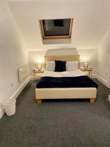 Modern & Cozy 4-Bedroom Getaway