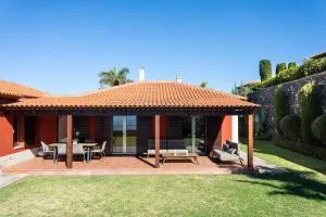 Prime Sea And Mountain Views Home With Pool - El Pris