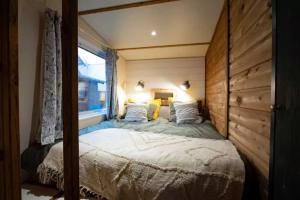 Campings Camping Les Perouses : Chalet 2 Chambres