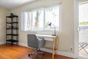 Marina Del Rey 1BR nr Marina shops dining LAX-445