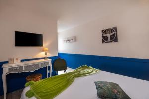 Hotels LE M HOTEL & SPA HONFLEUR : Chambre Triple