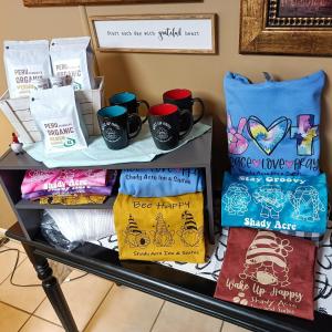 Shady Acre Inn and Suites