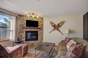 River Mtn Lodge E116C