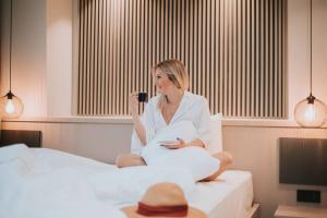 Havuzlu korunaklı jakuzili villa