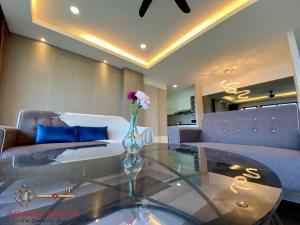 SEAVIEW I POOLVIEW Atlantis Residences Melaka 3Bedroom 5-11paxs