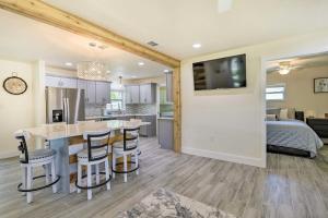 Merritt Island Home with Spa - 8 Mi to Cocoa Beach!