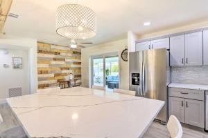 Merritt Island Home with Spa - 8 Mi to Cocoa Beach!