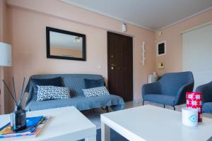 Garden-view apartment, Marousi