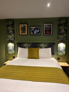 Large Double Room room in The Baltic Hotel