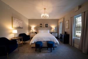 Standard Single Room room in Orange Inn Boutique Hotel