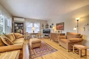 Hadley Vacation Rental 24 Mi to Springfield! - Easthampton