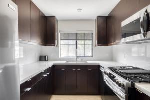 Westwood 2BR w WD nr Westwood Village LAX-887